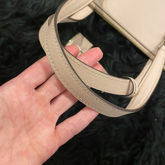 Kate Spade New York Rosy cheeks Schuyler Saffiano PVC Tote Bag - Picture 13 of 15